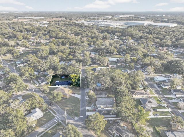 614 SPRUCE STREET, Plant City, FL 33563