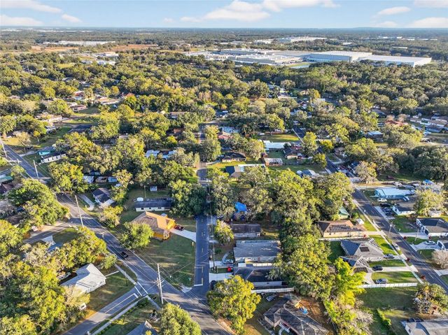 614 SPRUCE STREET, Plant City, FL 33563