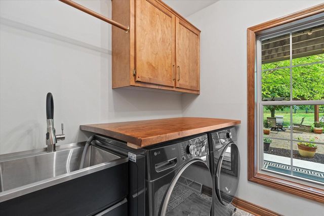 4983 Romans WAY, Colgate, WI 53017