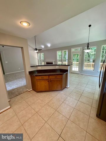 3915 CARLYLE CT, Fredericksburg, VA 22408