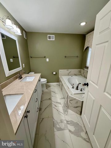 3915 CARLYLE CT, Fredericksburg, VA 22408