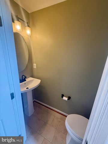 3915 CARLYLE CT, Fredericksburg, VA 22408