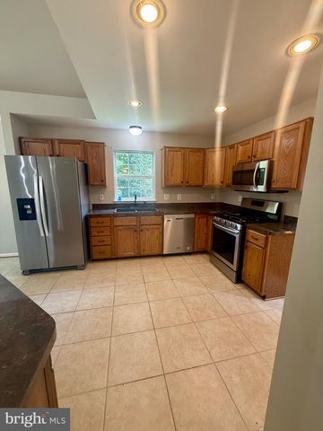 3915 CARLYLE CT, Fredericksburg, VA 22408
