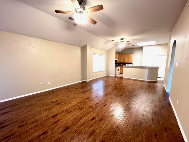 1249 Sandpiper, Aubrey, TX 76227