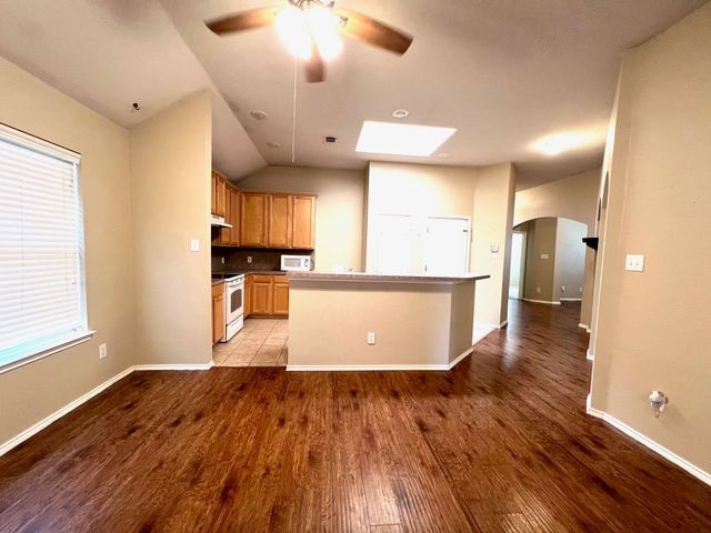 1249 Sandpiper, Aubrey, TX 76227