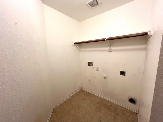 1249 Sandpiper, Aubrey, TX 76227