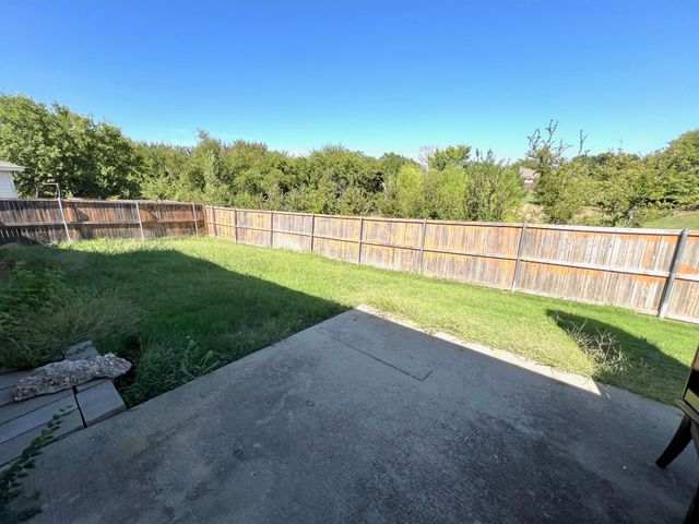 1249 Sandpiper, Aubrey, TX 76227