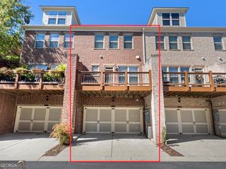 427 Alderwood Street, Sandy Springs, GA 30328