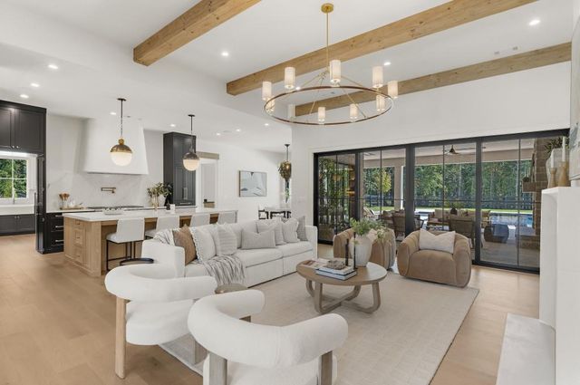 113 Hickory Flat Rd, Alpharetta, GA 30004