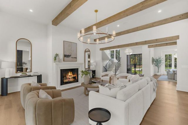113 Hickory Flat Rd, Alpharetta, GA 30004