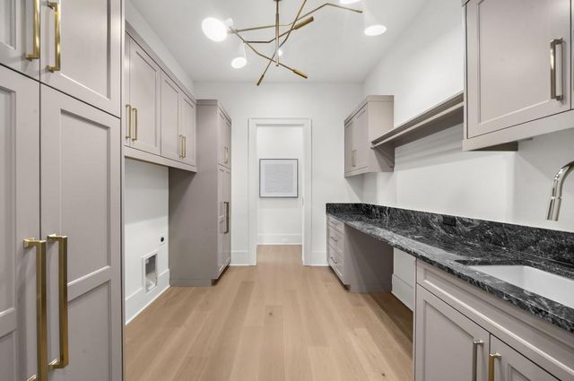 113 Hickory Flat Rd, Alpharetta, GA 30004