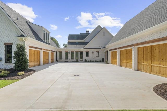113 Hickory Flat Rd, Alpharetta, GA 30004