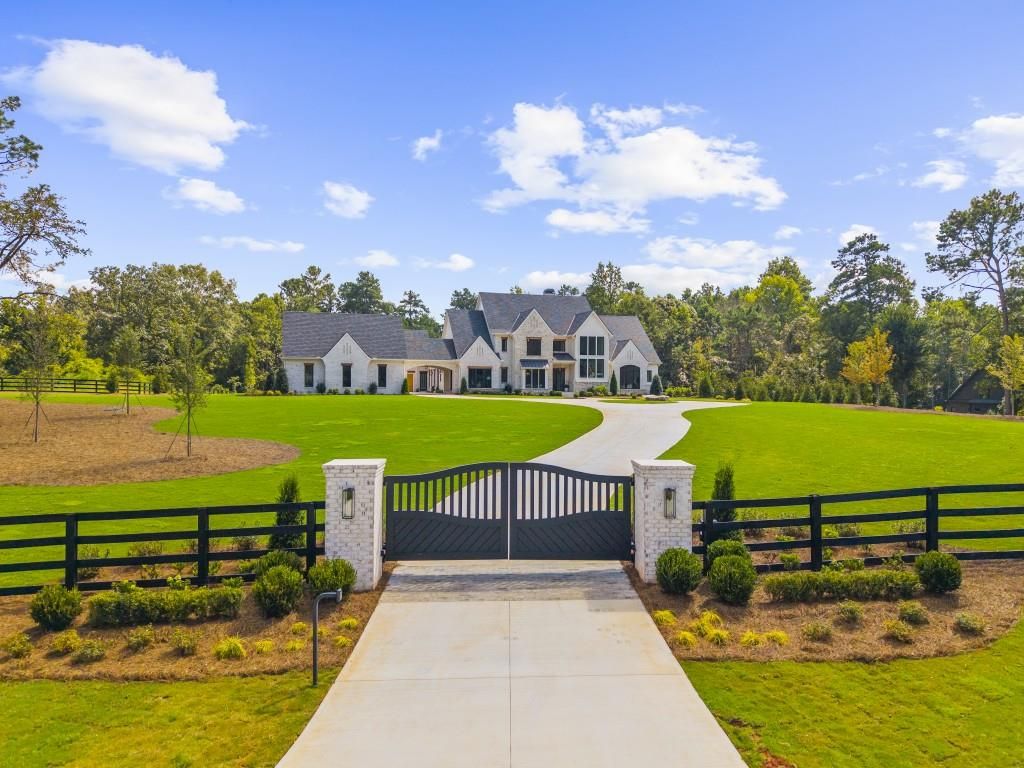 113 Hickory Flat Rd, Alpharetta, GA 30004