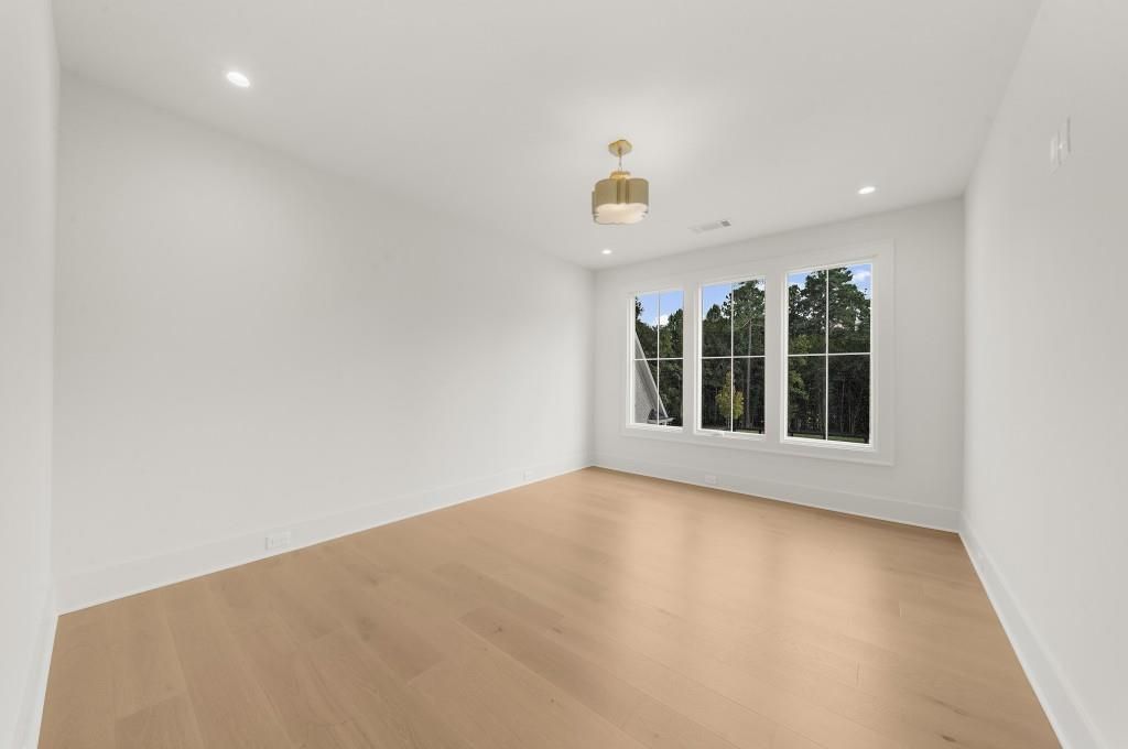 Image 65 of property listing at 113 Hickory Flat Rd, Alpharetta, GA 30004