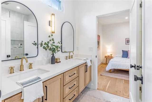 2420 Riverdale, Los Angeles, CA 90031