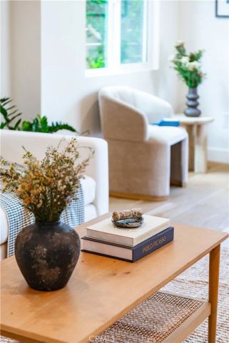 2420 Riverdale, Los Angeles, CA 90031