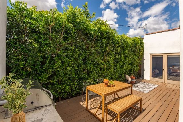 2420 Riverdale, Los Angeles, CA 90031