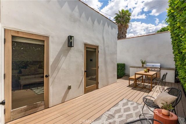 2420 Riverdale, Los Angeles, CA 90031