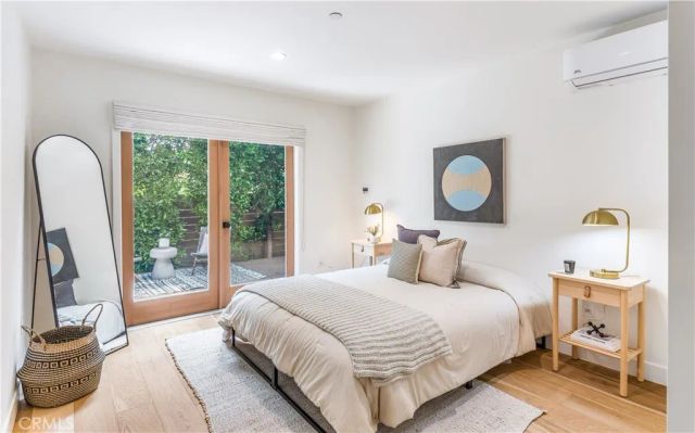 2420 Riverdale, Los Angeles, CA 90031
