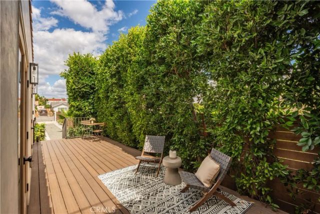 2420 Riverdale, Los Angeles, CA 90031