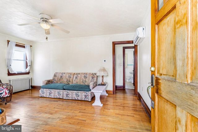 304 HOLLINGSWORTH ST, Elkton, MD 21921