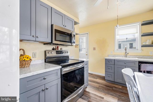 304 HOLLINGSWORTH ST, Elkton, MD 21921