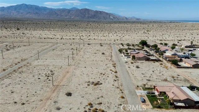 1483 Long Branch, Thermal, CA 92274