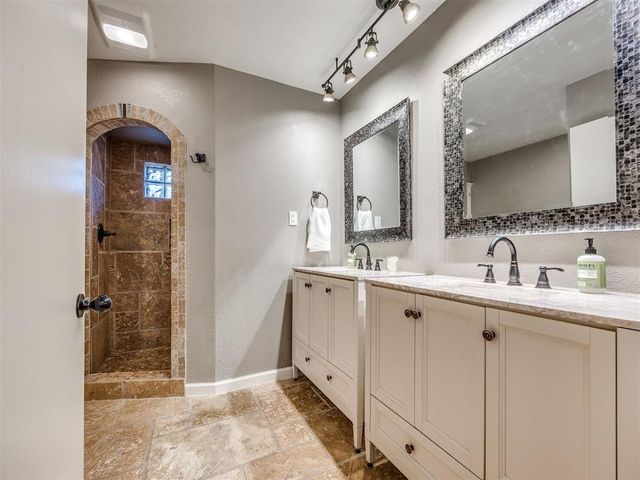 1704 Winding Ridge Road, Norman, OK 73072