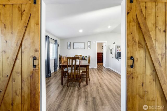3327 Firouzi Drive NE, Moses Lake, WA 98837