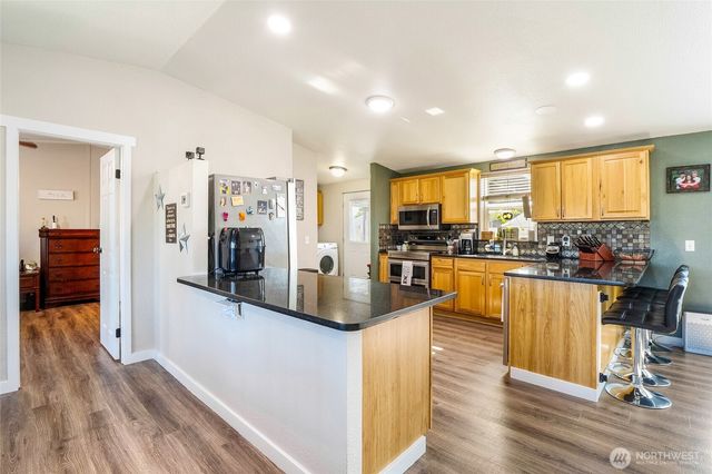 3327 Firouzi Drive NE, Moses Lake, WA 98837