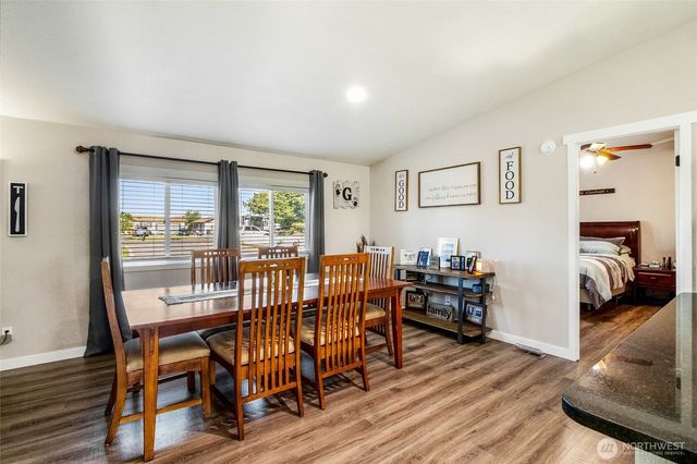 3327 Firouzi Drive NE, Moses Lake, WA 98837