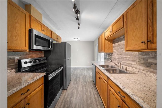 4525 NE 9TH STREET, Ocala, FL 34470