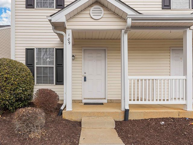 109 Hammett Grove Lane, Greer, SC 29650