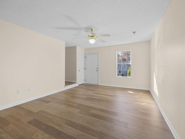 109 Hammett Grove Lane, Greer, SC 29650