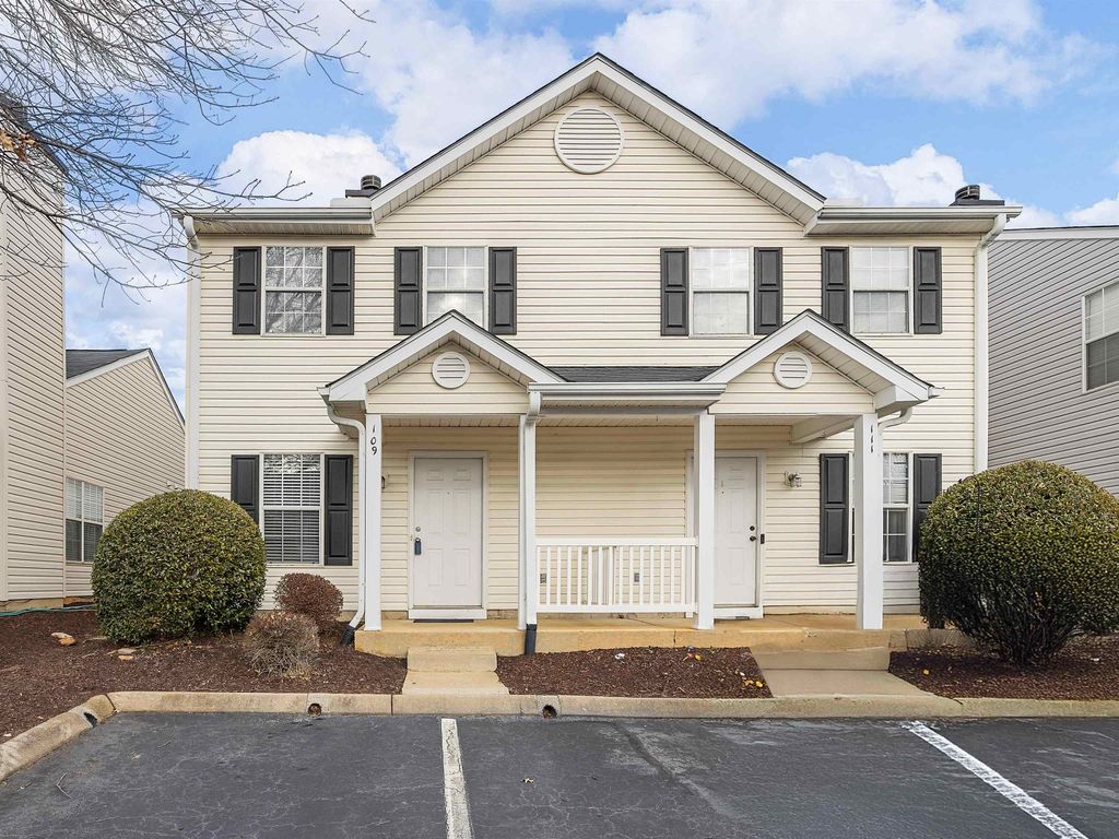 109 Hammett Grove Lane, Greer, SC 29650