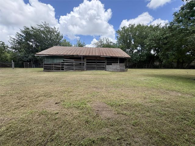 210 Vista Road, Pasadena, TX 77504