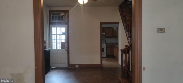 2756 HOWARD ST, Philadelphia, PA 19133