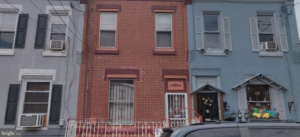 2756 HOWARD ST, Philadelphia, PA 19133 — exterior