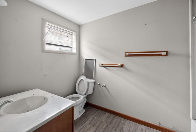 3300 AVENUE A, Council Bluffs, IA 51501