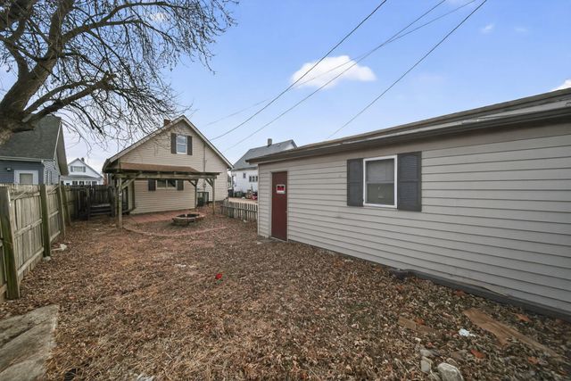 3300 AVENUE A, Council Bluffs, IA 51501