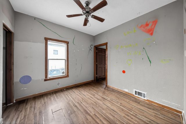 3300 AVENUE A, Council Bluffs, IA 51501