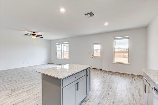 132 Ventura DR, Liberty Hill, TX 78642