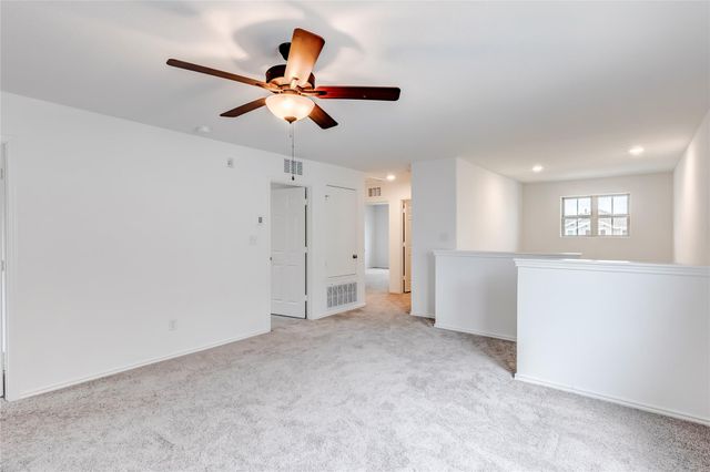 132 Ventura DR, Liberty Hill, TX 78642