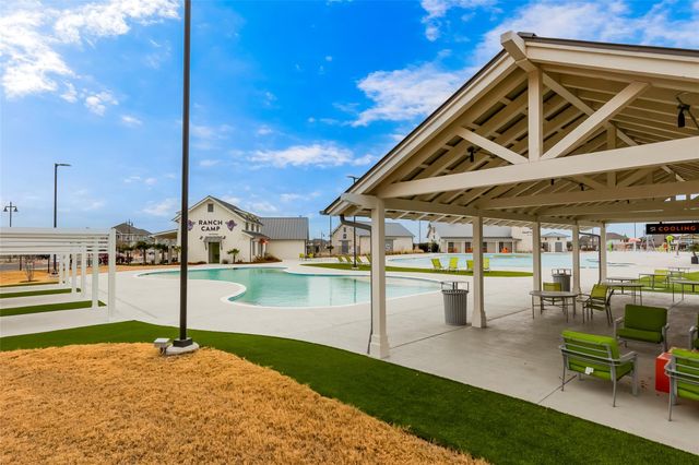 132 Ventura DR, Liberty Hill, TX 78642