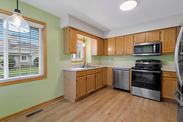 1866 N Ruby Court, Eagan, MN 55122