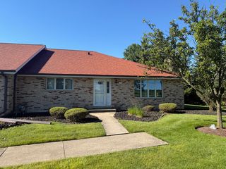 7554 W Willowood Court, Orland Park, IL 60462