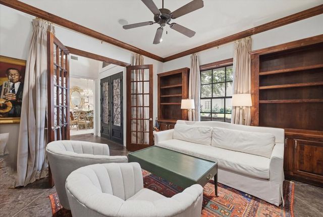 628 Deloache Street, Westworth Village, TX 76114