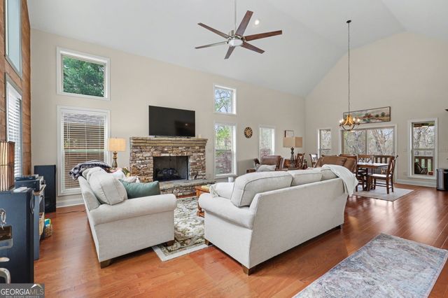 776 Amethyst Lane, Hiawassee, GA 30546