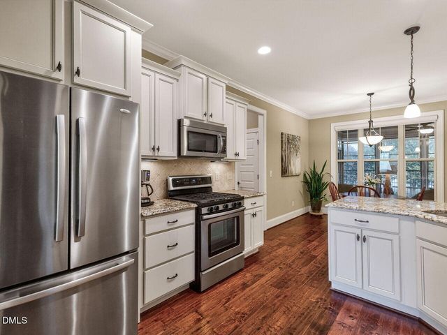 1304 Golden Bluff Lane, Fuquay Varina, NC 27526