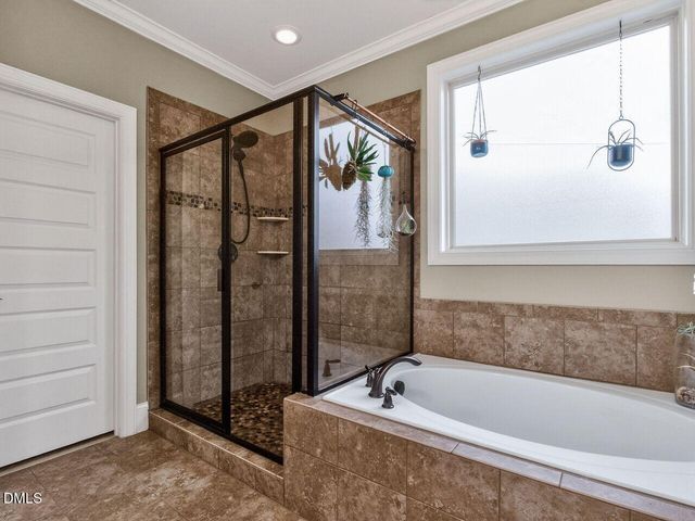 1304 Golden Bluff Lane, Fuquay Varina, NC 27526